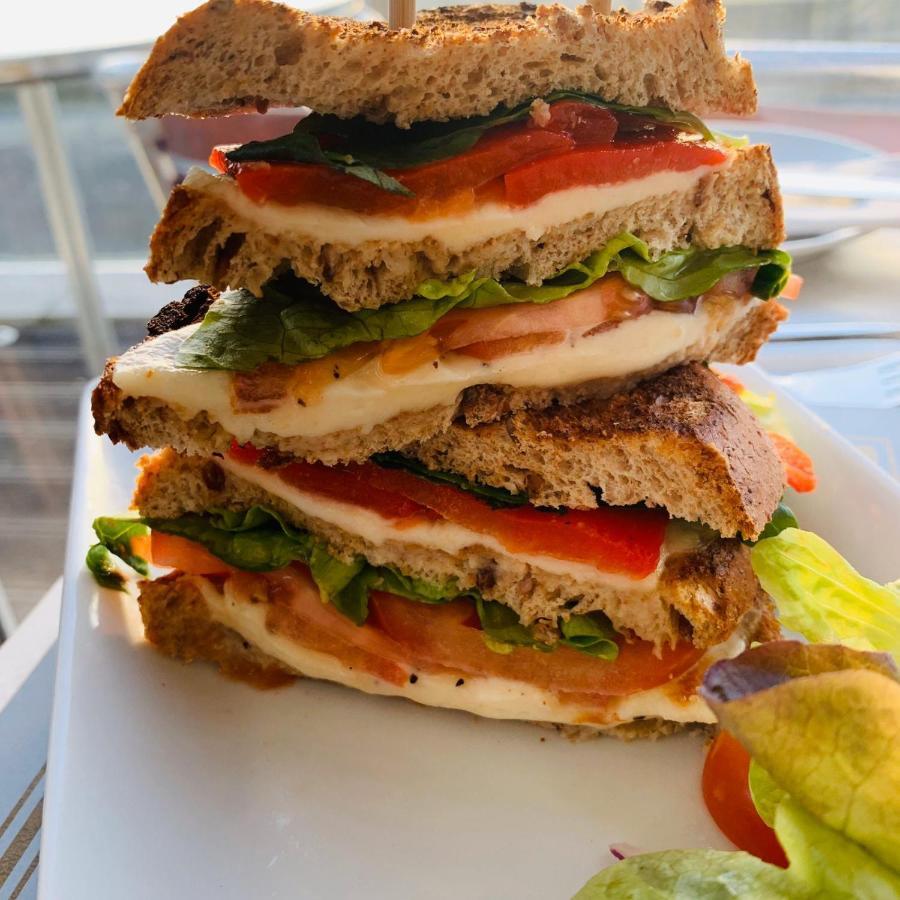 פורטפטריק The Harbour House Sea Front Hotel מראה חיצוני תמונה